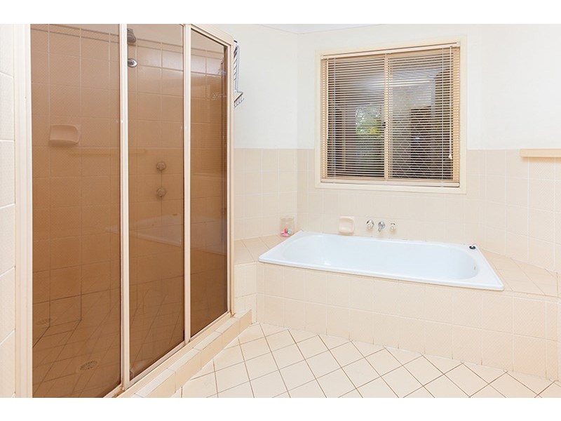 2 Carnation Close, Springfield QLD 4300