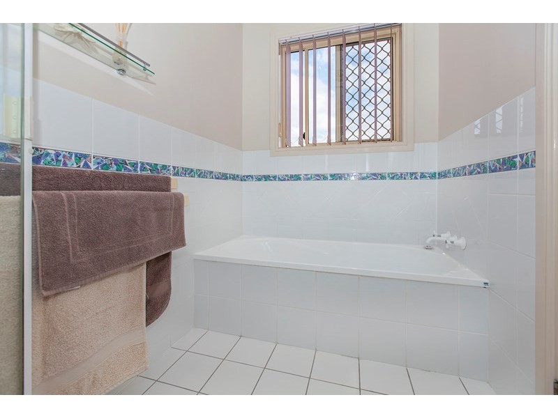 27 Highridge Road, Springfield QLD 4300