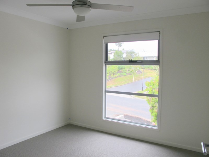 Unit 3,   4 Tea Trees Avenue, Springfield Lakes QLD 4300