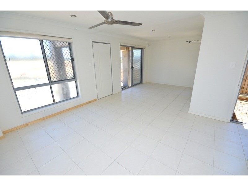 72 Parkland Drive, Springfield Lakes QLD 4300