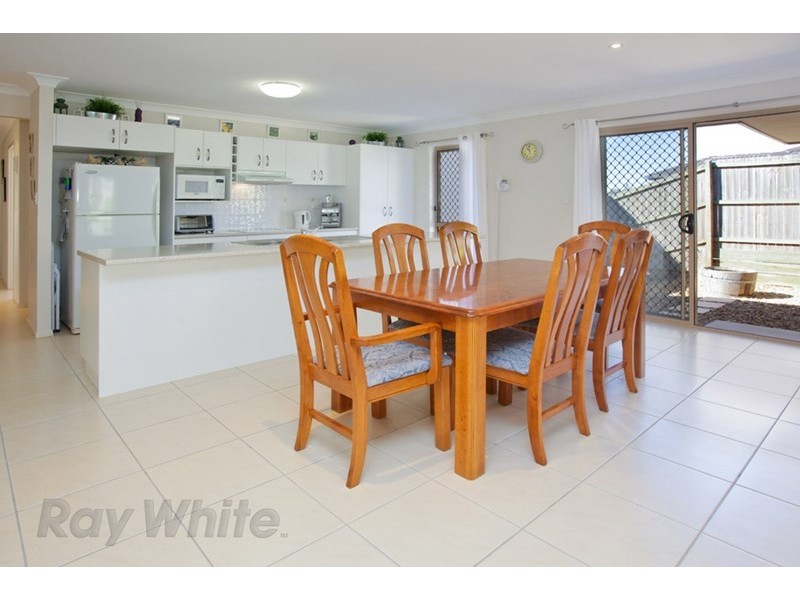 11 Sailboat Way, Springfield Lakes QLD 4300
