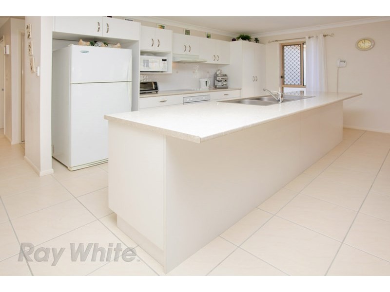 11 Sailboat Way, Springfield Lakes QLD 4300