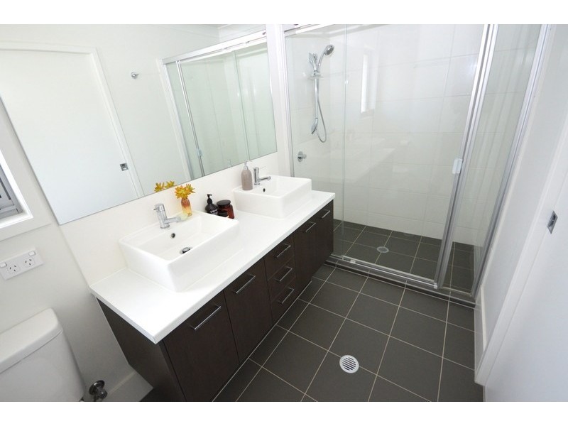 27 Tall Wood Court, Brookwater QLD 4300