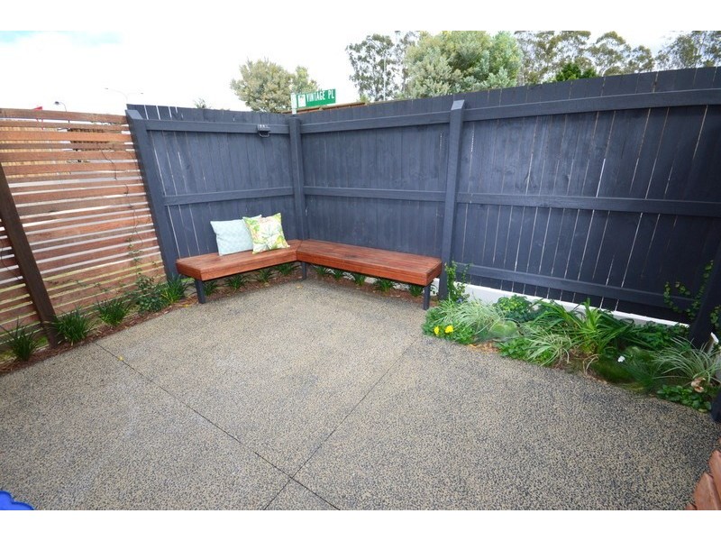 27 Tall Wood Court, Brookwater QLD 4300