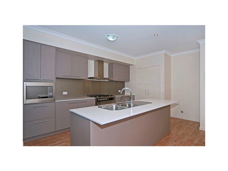 16 Morialta Street, Springfield Lakes QLD 4300