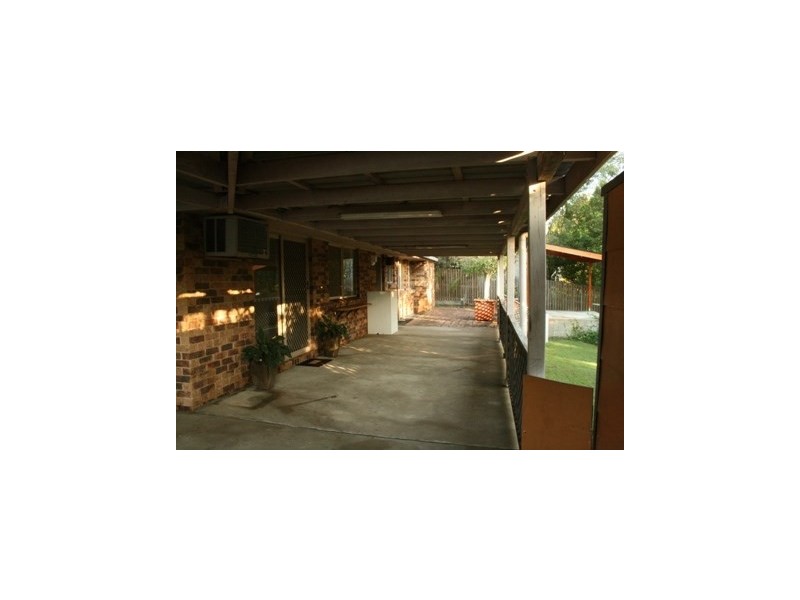 19 Karen Street, Camira QLD 4300