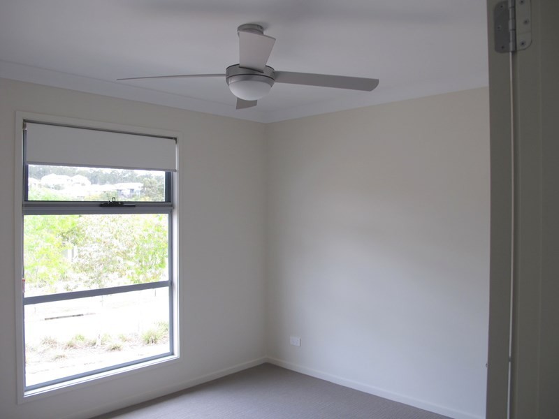 Unit 3, 4 Tea Trees Avenue, Springfield Lakes QLD 4300