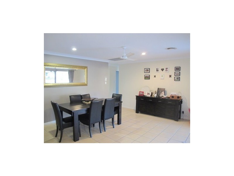 15 Scenic Crescent, Springfield QLD 4300