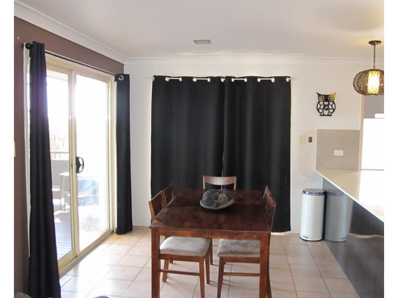 4 Cockatiel Place, Springfield QLD 4300