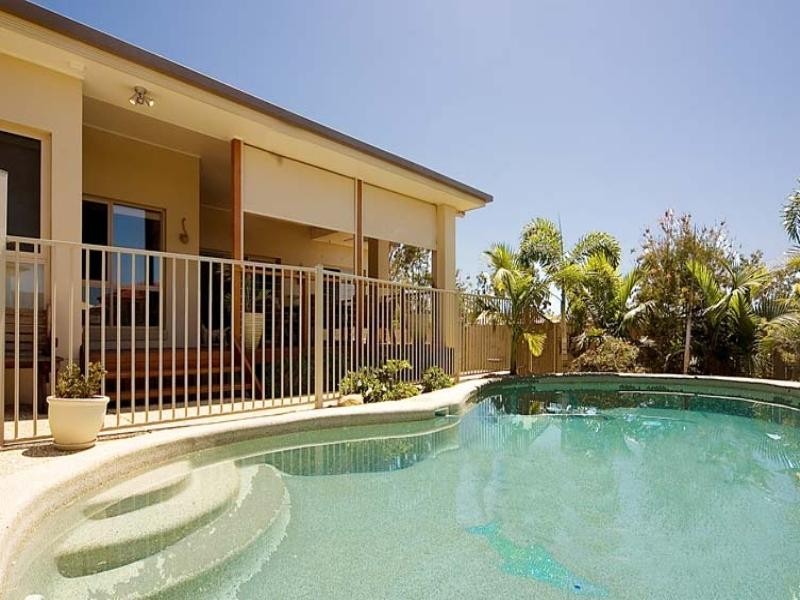 33 Highlands Terrace, Springfield Lakes QLD 4300