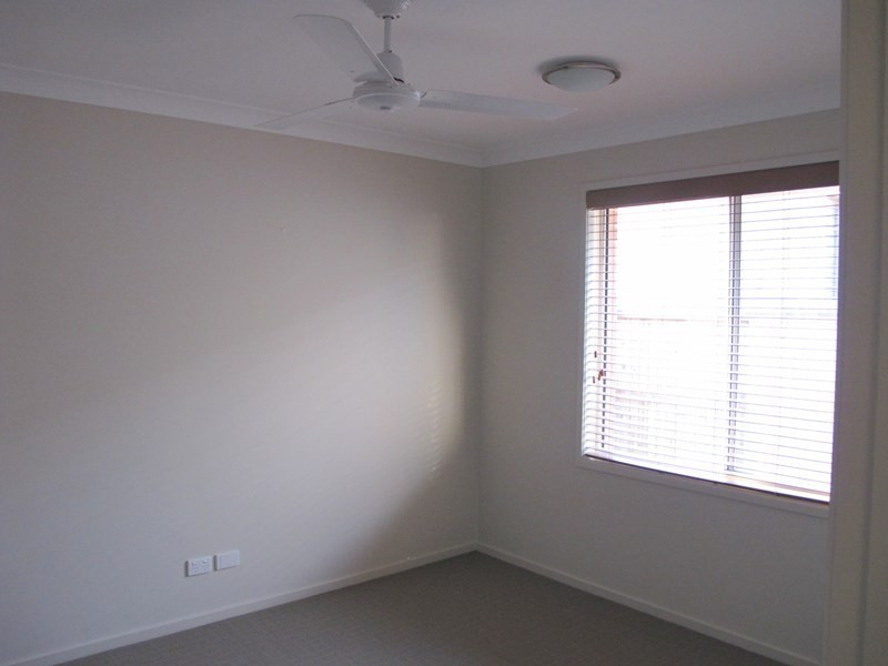 59 Valentine Circuit, Augustine Heights QLD 4300