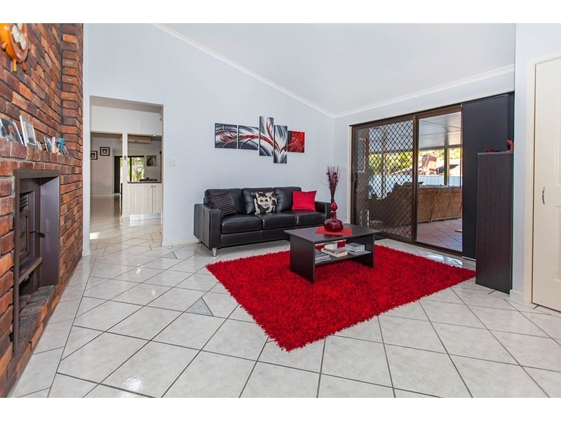 56 Moss Road, Camira QLD 4300