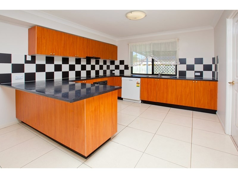 101 Lakeside Avenue, Springfield Lakes QLD 4300