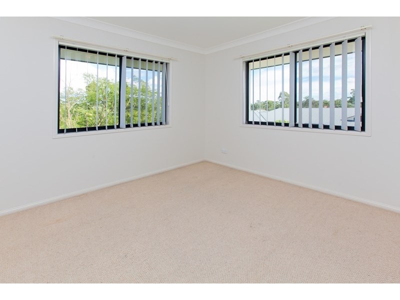 101 Lakeside Avenue, Springfield Lakes QLD 4300