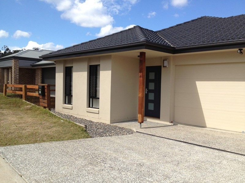 28 Caraway Street, Springfield Lakes QLD 4300