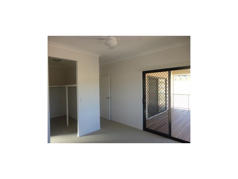 28 Caraway Street, Springfield Lakes QLD 4300