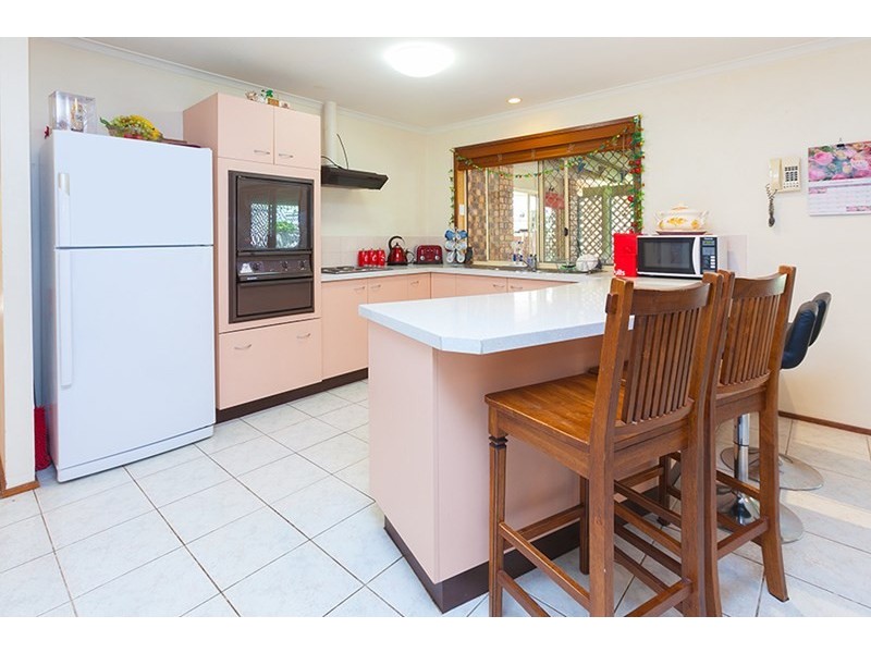 11 Alicia Court, Camira QLD 4300