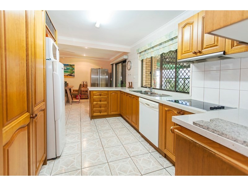 34 Bluegum Drive, Camira QLD 4300