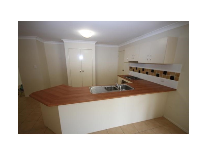 6 Somerwil Crescent, Bellbird Park QLD 4300