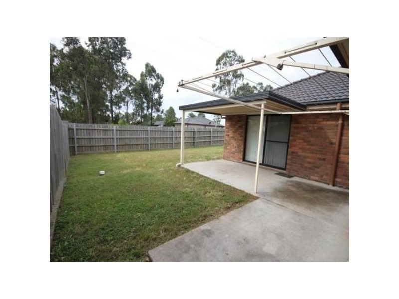 6 Somerwil Crescent, Bellbird Park QLD 4300