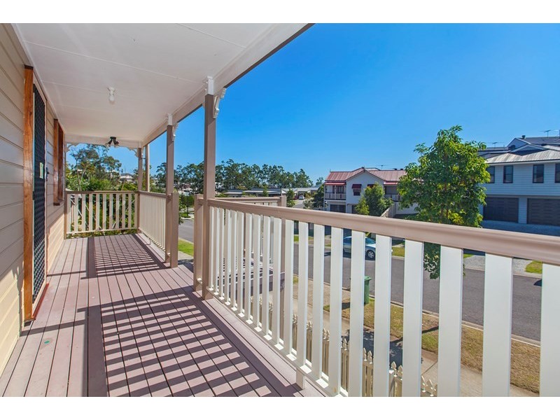 7 Park Edge Drive, Springfield Lakes QLD 4300