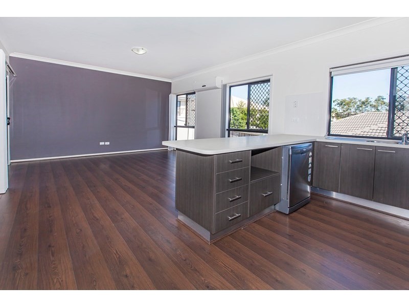 7 Park Edge Drive, Springfield Lakes QLD 4300