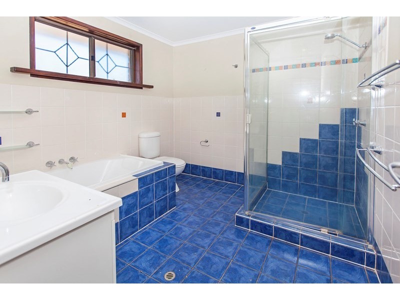 27 Siesta Street, Camira QLD 4300