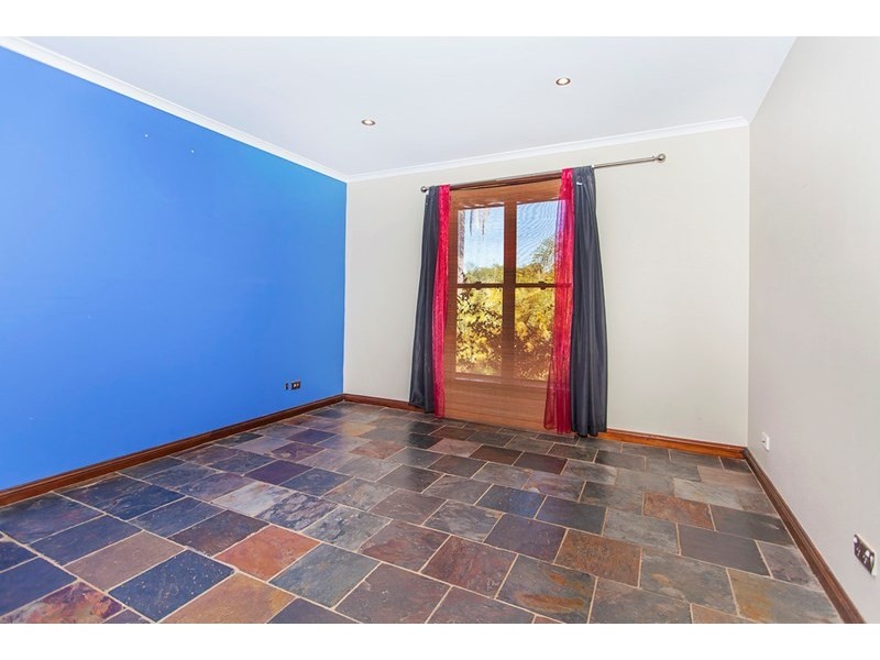 27 Siesta Street, Camira QLD 4300