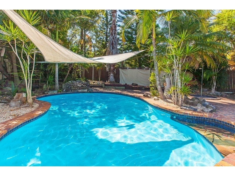 27 Siesta Street, Camira QLD 4300