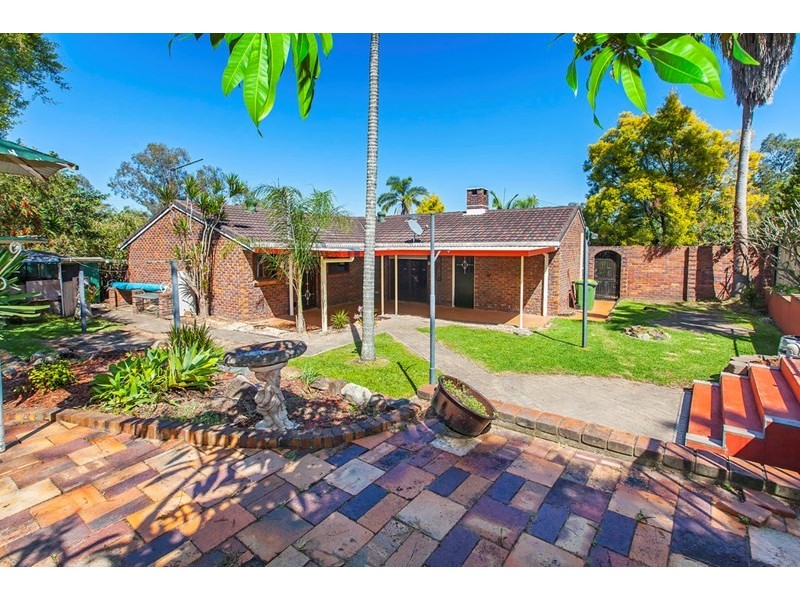 27 Siesta Street, Camira QLD 4300