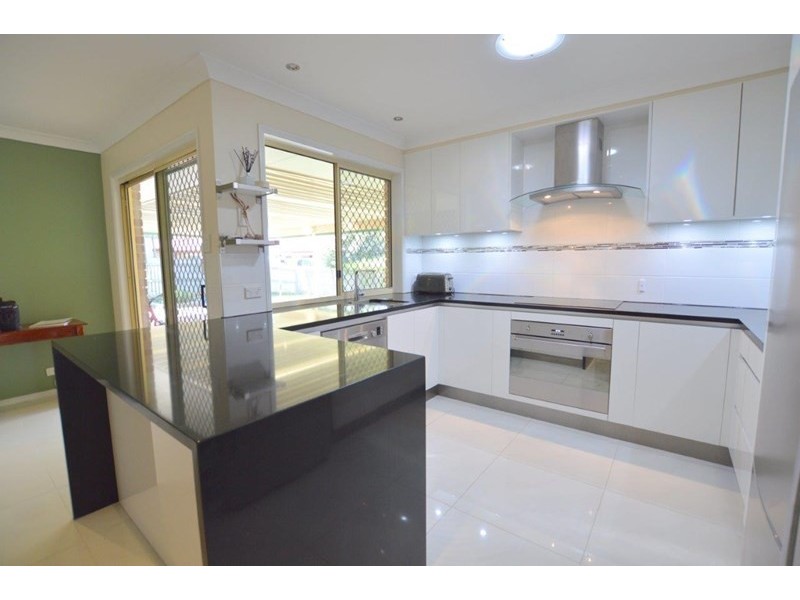12 Ivy Street, Springfield QLD 4300