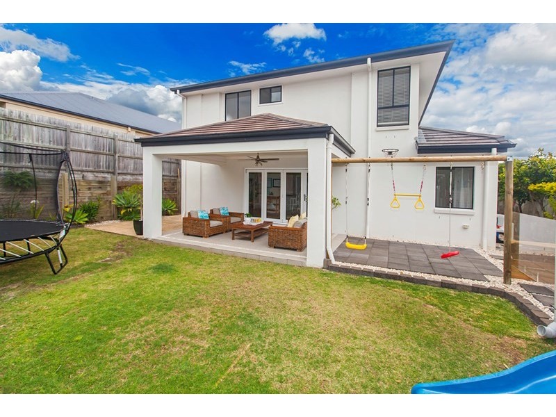 285 Lakeside Avenue, Springfield Lakes QLD 4300