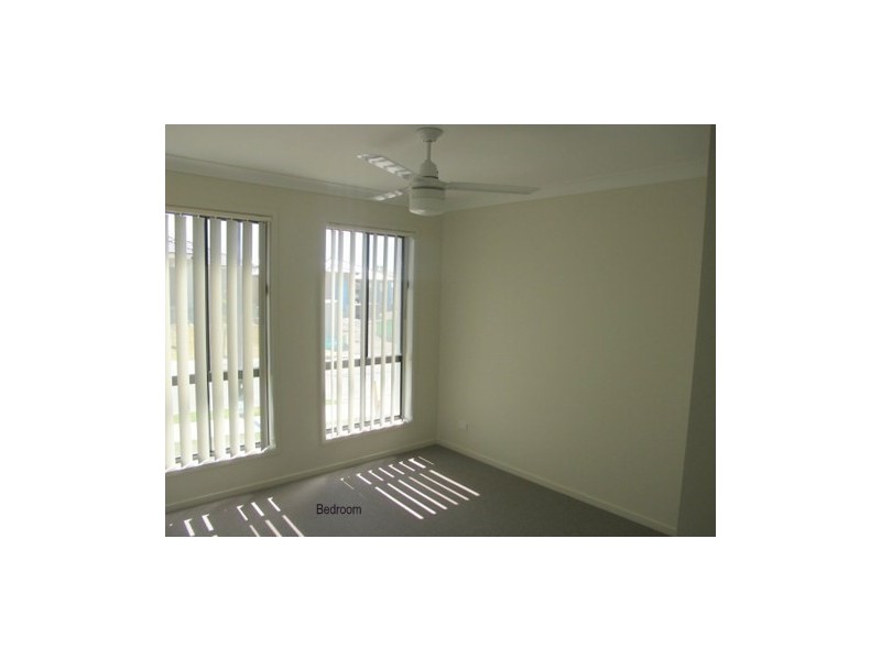 6 Hallvard Crescent, Augustine Heights QLD 4300