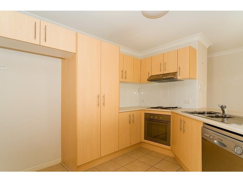 11 Jasper Place, Springfield QLD 4300