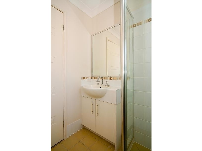 11 Jasper Place, Springfield QLD 4300