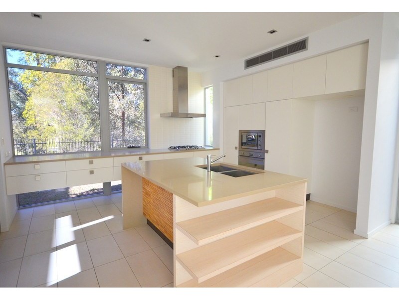 13 Spyglass Lane, Brookwater QLD 4300