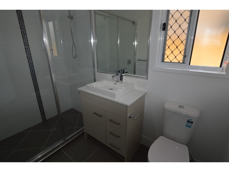 6 Edmund Close, Springfield Lakes QLD 4300