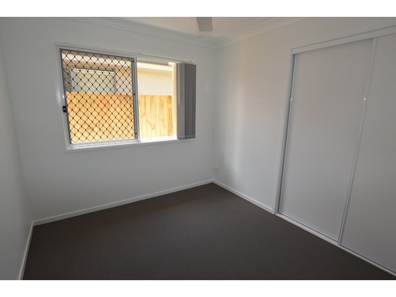 6 Edmund Close, Springfield Lakes QLD 4300