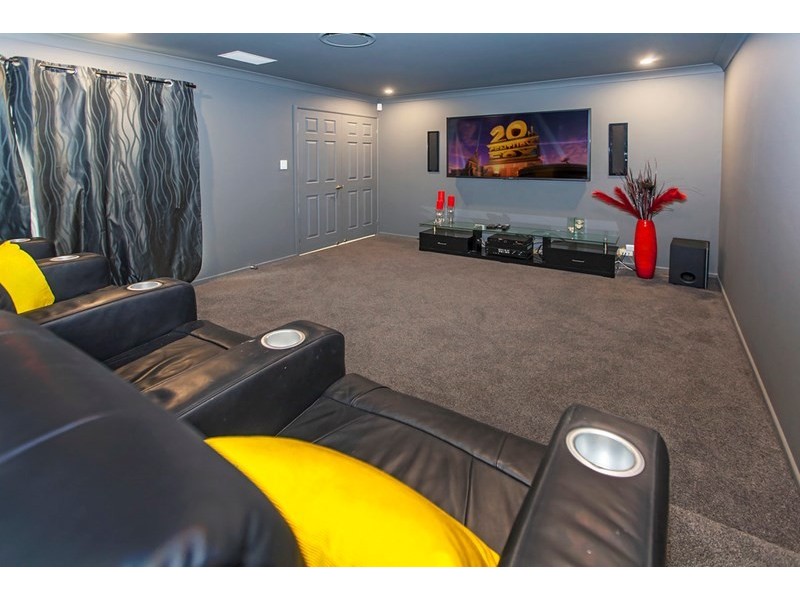 11 Millwood Terrace, Springfield QLD 4300