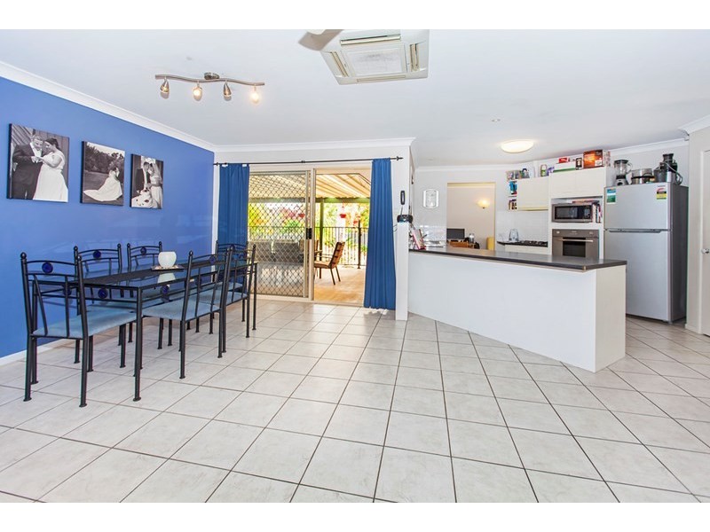 48 Ravenswood Lane, Springfield QLD 4300