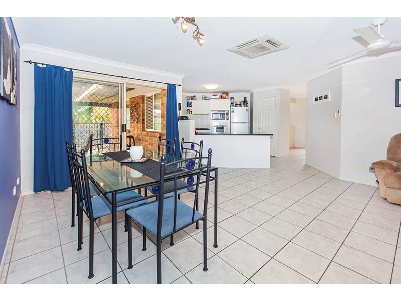 48 Ravenswood Lane, Springfield QLD 4300