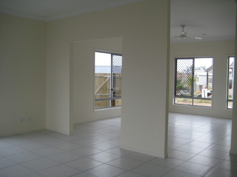 Springfield Lakes QLD 4300