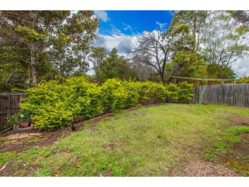 10 Berkshire Place, Springfield Lakes QLD 4300