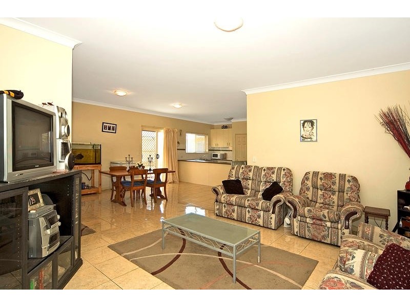 20 Eden Crescent, Springfield Lakes QLD 4300