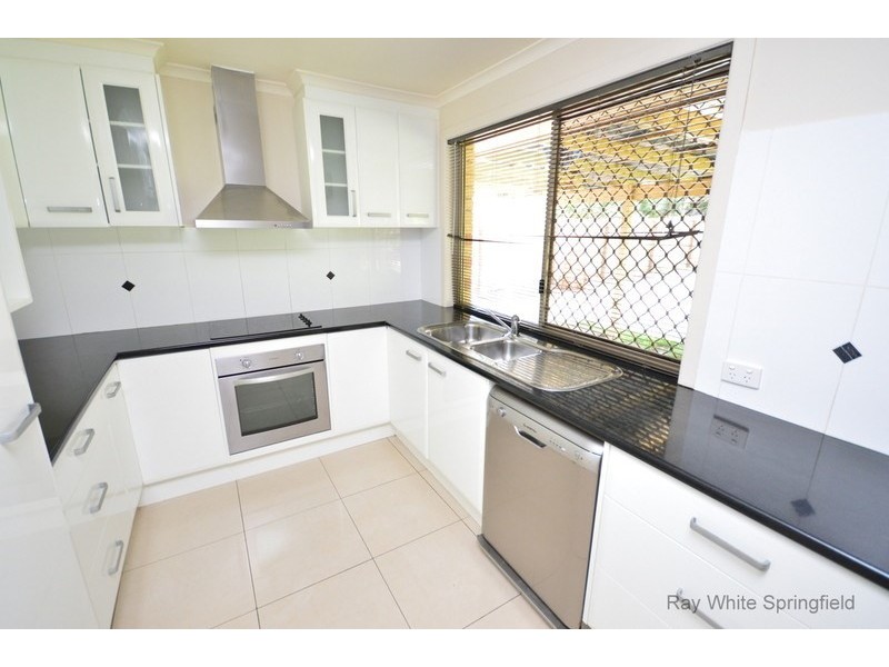 6 Gardenia Court, Camira QLD 4300