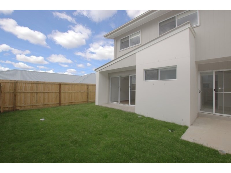 2 Gelu Court, Springfield Lakes QLD 4300