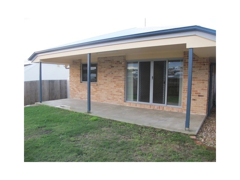 17 Grampian Street, Springfield Lakes QLD 4300