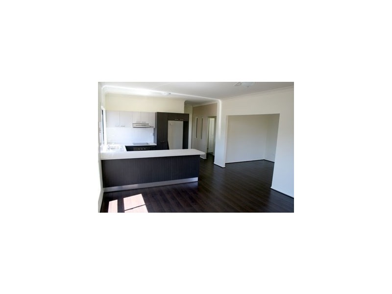 7 Park Edge Drive, Springfield Lakes QLD 4300