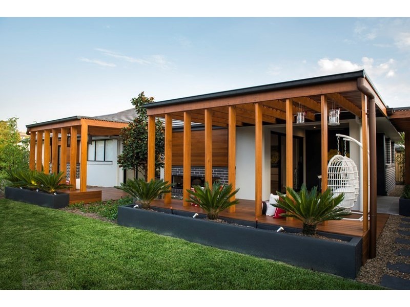 5 Valentine Circuit, Augustine Heights QLD 4300