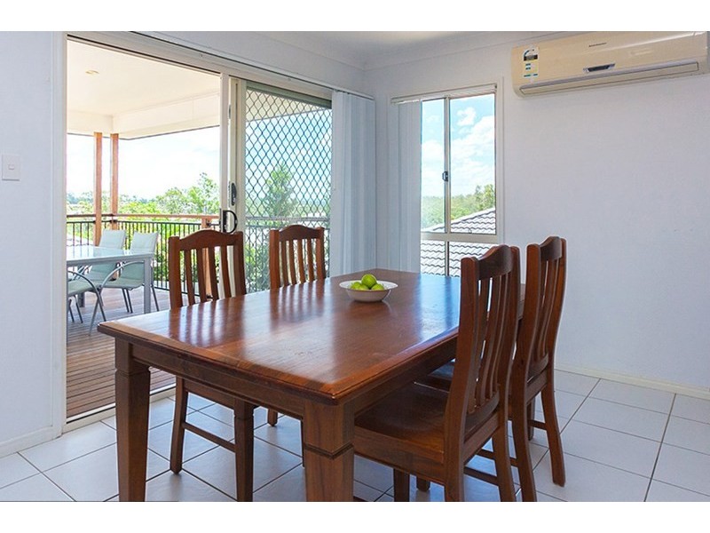 22 Oak Leaf Street, Springfield Lakes QLD 4300